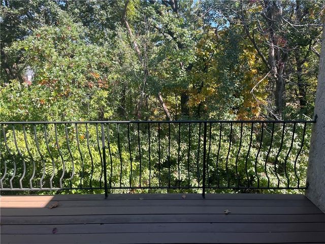 10311 Garnett Street, Overland Park, KS 66214