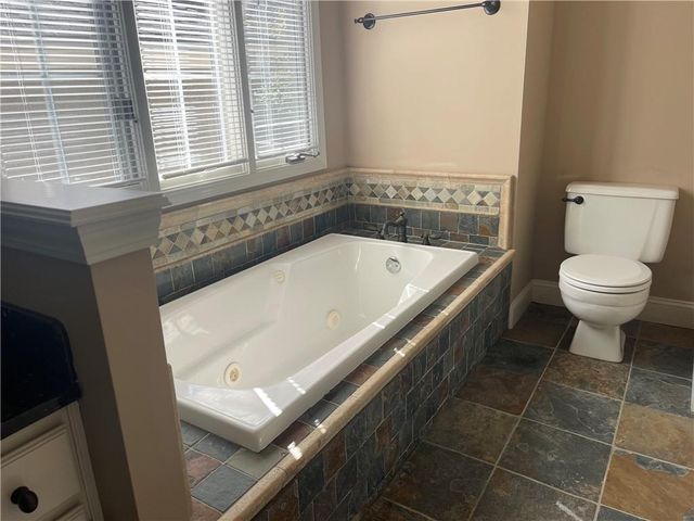 10311 Garnett Street, Overland Park, KS 66214