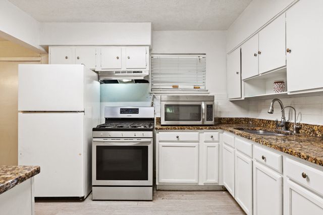 312 N Sam Houston Road, Mesquite, TX 75149