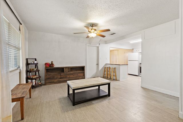 312 N Sam Houston Road, Mesquite, TX 75149