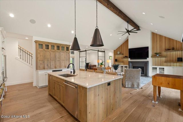 11696 N Burdock CT, Hayden, ID 83835