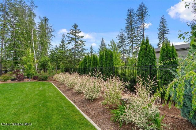 11696 N Burdock CT, Hayden, ID 83835