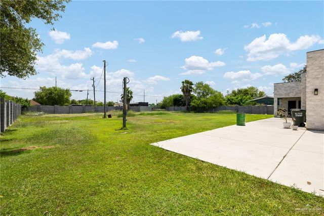 1435 Pinto Drive, Alamo, TX 78516