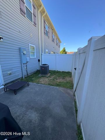 205 Kenan Loop, Jacksonville, NC 28546