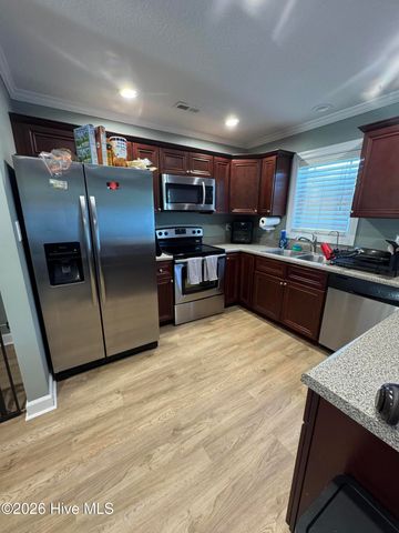 205 Kenan Loop, Jacksonville, NC 28546