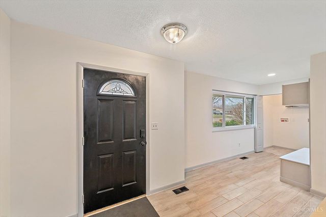 388 Thomas Drive, Franklin, OH 45005