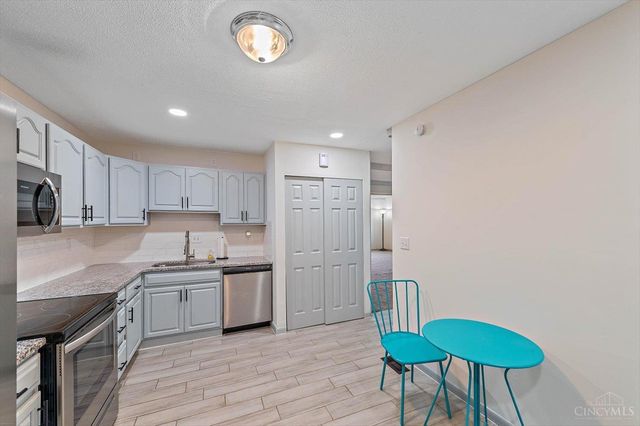 388 Thomas Drive, Franklin, OH 45005