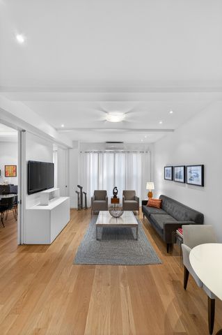 146 E 49th St Apt 9B, New York City, NY 10017