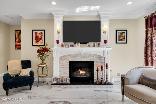 7 Wolverton Court, Jackson, NJ 08527
