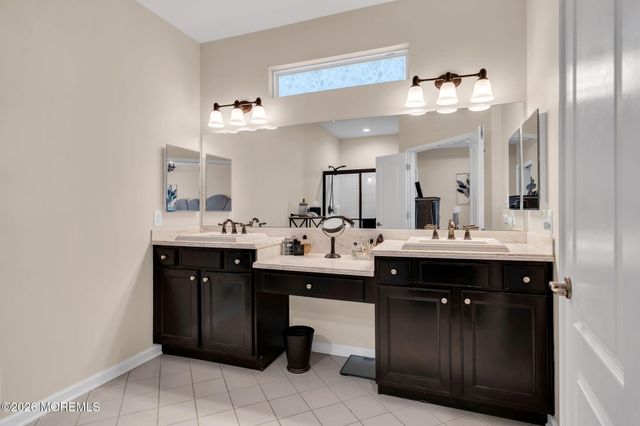 7 Wolverton Court, Jackson, NJ 08527