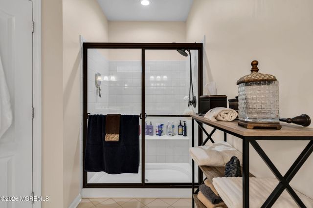 7 Wolverton Court, Jackson, NJ 08527