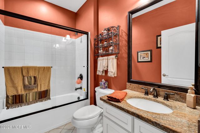 7 Wolverton Court, Jackson, NJ 08527