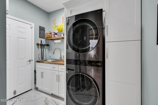 7 Wolverton Court, Jackson, NJ 08527