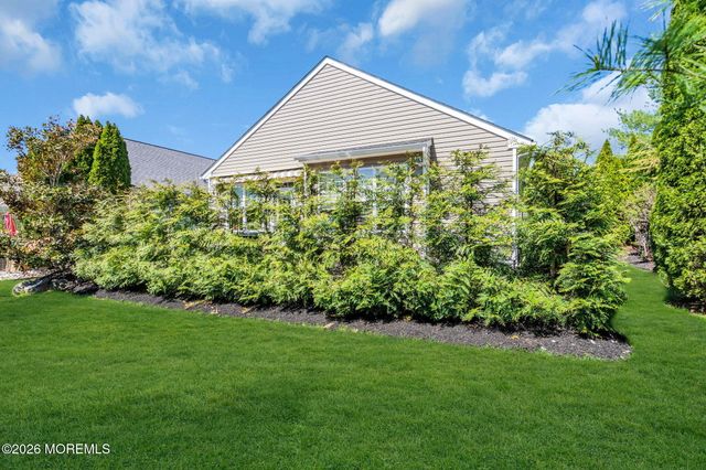 7 Wolverton Court, Jackson, NJ 08527