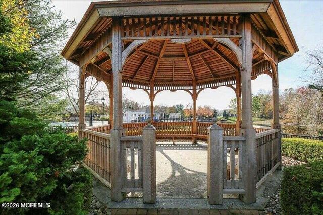 7 Wolverton Court, Jackson, NJ 08527