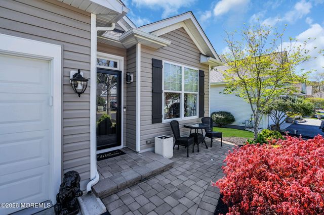 7 Wolverton Court, Jackson, NJ 08527