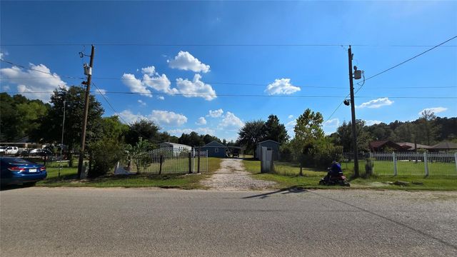 2717 County Road 3479b, Cleveland, TX 77327