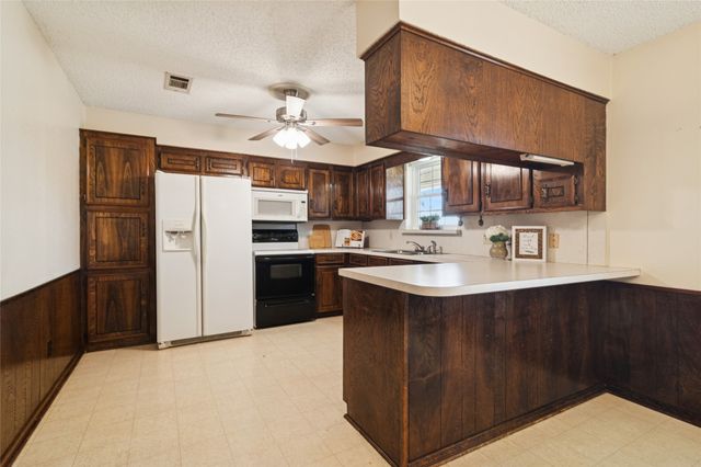 941 Maple Street, Howe, TX 75459