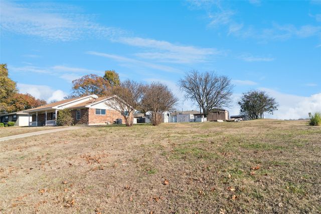 941 Maple Street, Howe, TX 75459