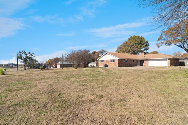 941 Maple Street, Howe, TX 75459
