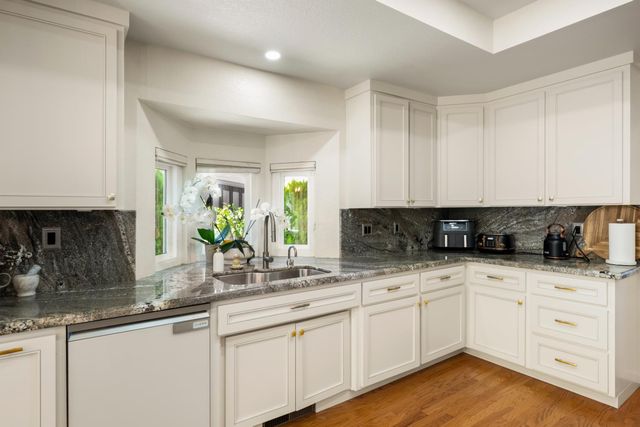 12620 Quail Hollow Dr, Auburn, CA 95603