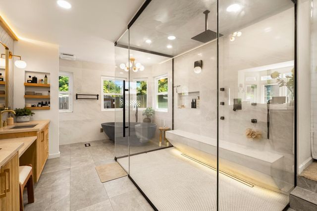 12620 Quail Hollow Dr, Auburn, CA 95603