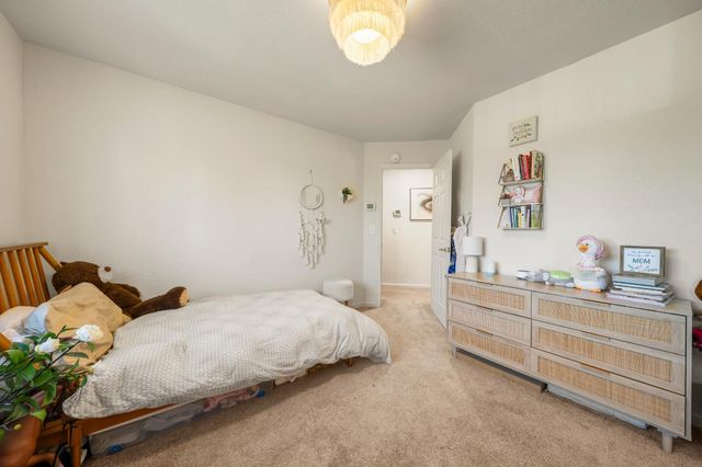12620 Quail Hollow Dr, Auburn, CA 95603