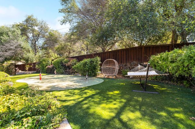 12620 Quail Hollow Dr, Auburn, CA 95603