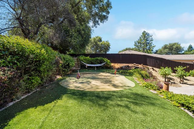 12620 Quail Hollow Dr, Auburn, CA 95603