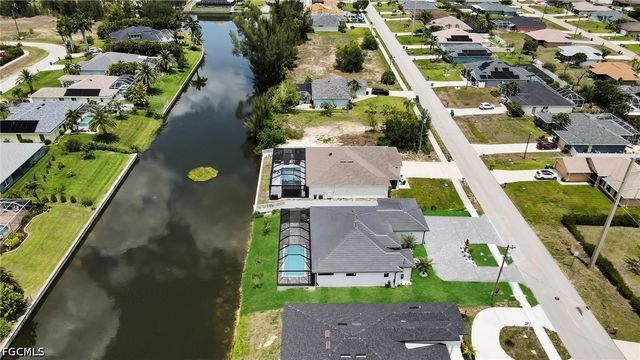 2320 SW 20th AVE, Cape Coral, FL 33991