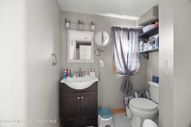 2101 Route 9 S, Stuyvesant, NY 12173