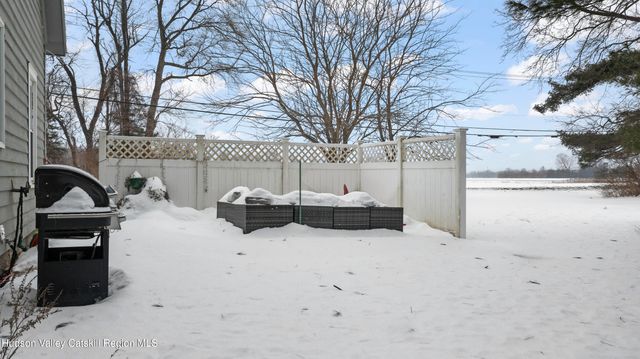 2101 Route 9 S, Stuyvesant, NY 12173