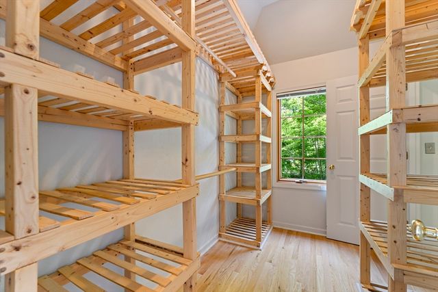 28 Vincent Rd, Mendon, MA 01756