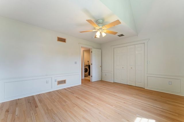 28 Vincent Rd, Mendon, MA 01756