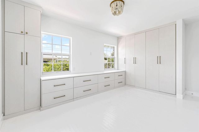1201 N Ocean Breeze, Lake Worth Beach, FL 33460