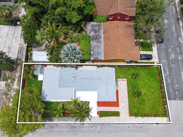 1201 N Ocean Breeze, Lake Worth Beach, FL 33460