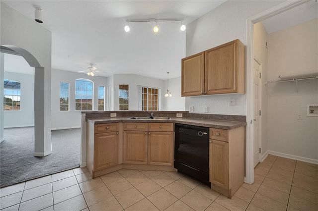 817 TERRACE RIDGE CIRCLE 817, Davenport, FL 33896