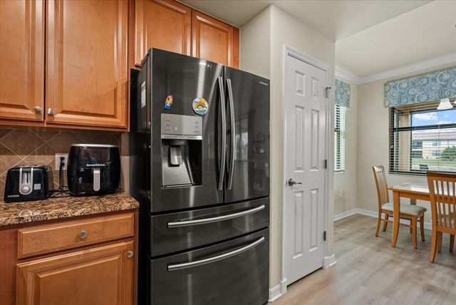 20181 RAGAZZA CIRCLE 101, Venice, FL 34293