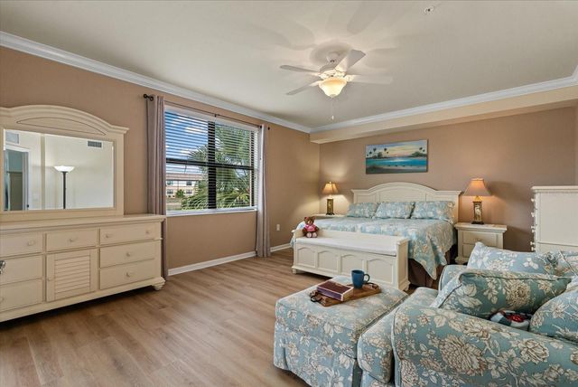 20181 RAGAZZA CIRCLE 101, Venice, FL 34293