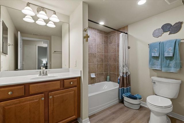 20181 RAGAZZA CIRCLE 101, Venice, FL 34293