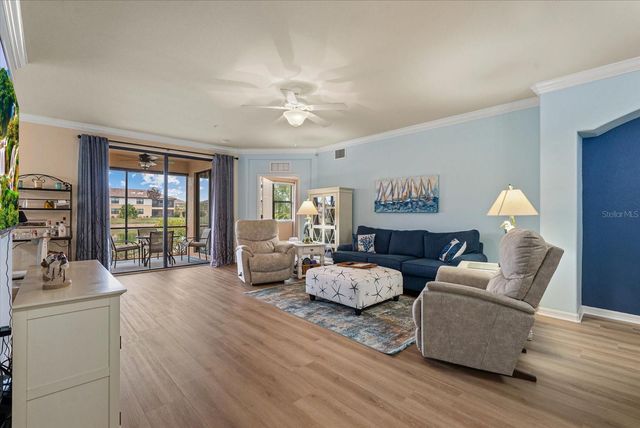 20181 RAGAZZA CIRCLE 101, Venice, FL 34293