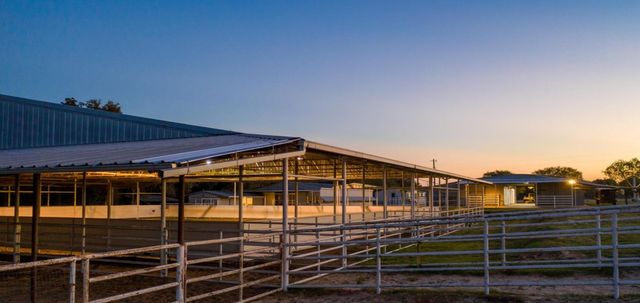 126 abel LN, Elgin, TX 78621