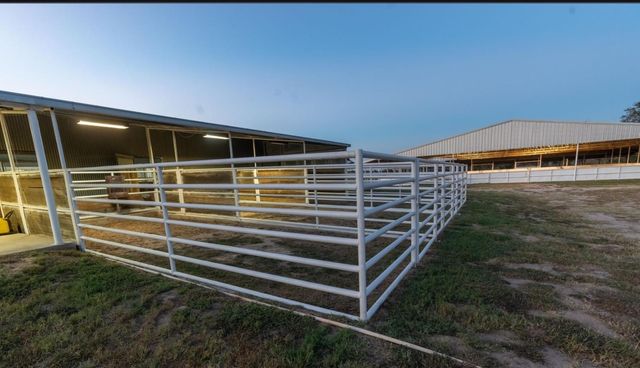 126 abel LN, Elgin, TX 78621