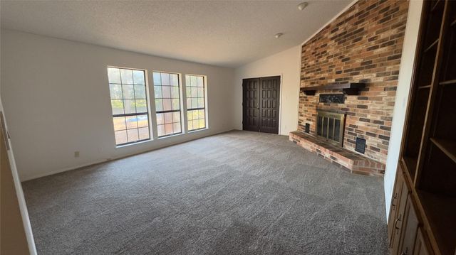 126 abel LN, Elgin, TX 78621