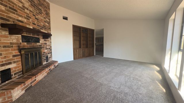126 abel LN, Elgin, TX 78621