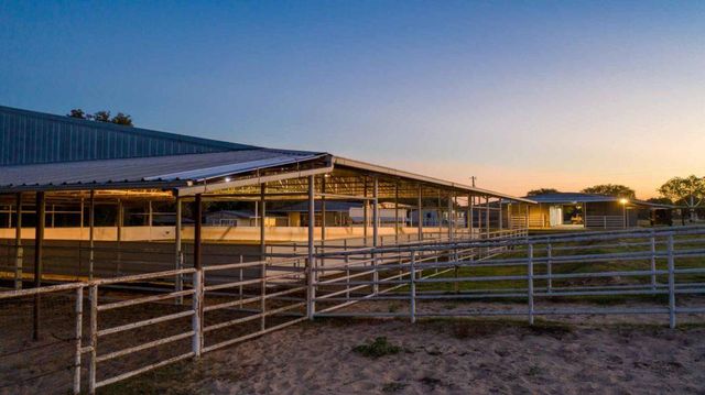 126 abel LN, Elgin, TX 78621