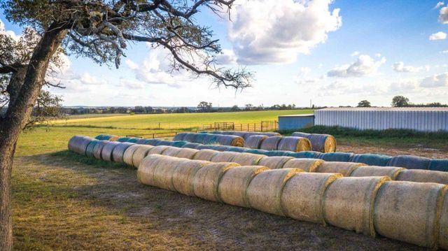126 abel LN, Elgin, TX 78621