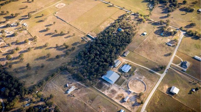 126 abel LN, Elgin, TX 78621