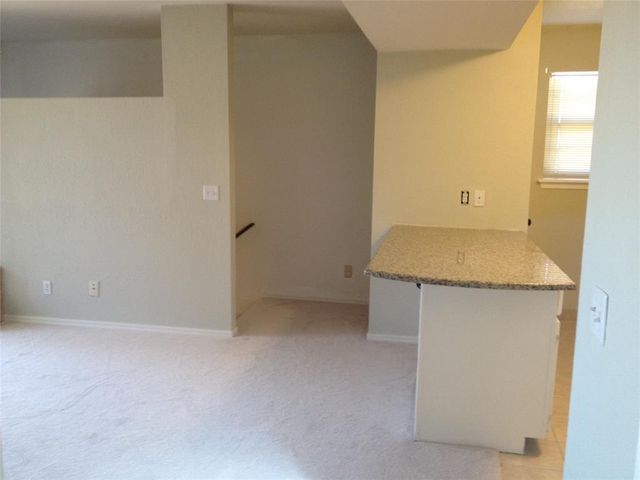 14407 N pennsylvania Avenue 12H, Oklahoma City, OK 73134