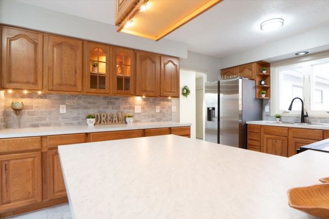 7515 W Hale St, Wichita, KS 67212